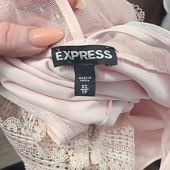 Express   - Picture 4 of 5